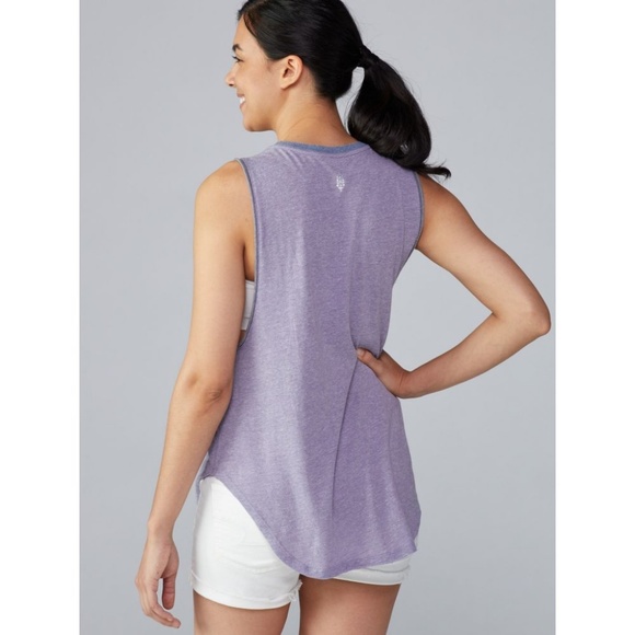 Free People  large feel muscle tee fits like large. - Picture 2 of 8